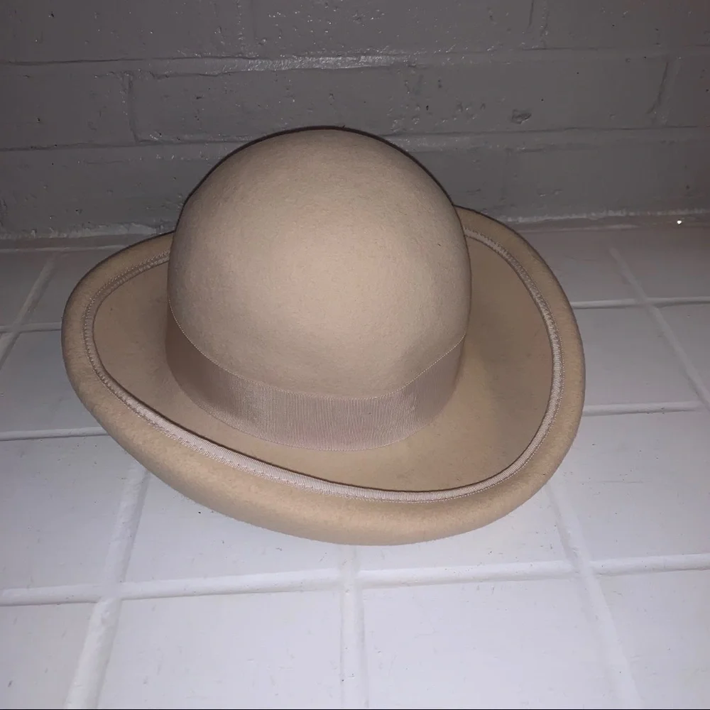Gwen Pennington vintage hat